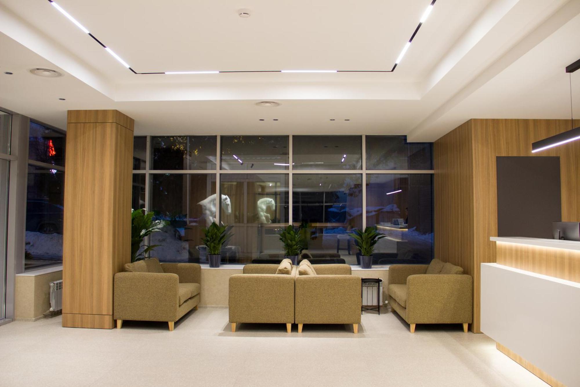 Resident Hotel Abay Almaty Esterno foto